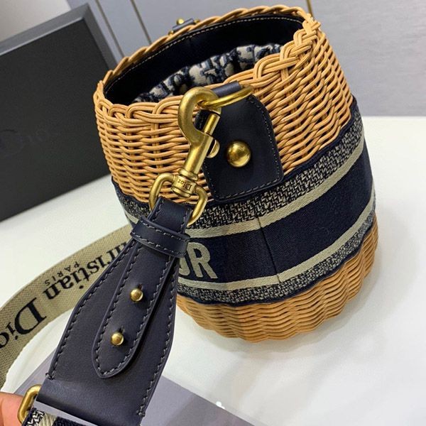 ★eclat雑誌 付録★ディオール 偽物 かごバッグ WICKER オブリーク M7600CMVO_M918