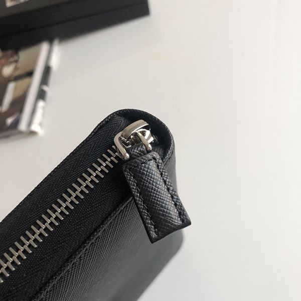 可愛い プラダ★サフィアーノ 長財布 コピー pug38342