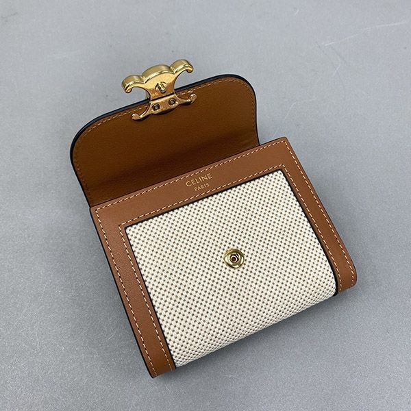 セリーヌ スモール フラップウォレット コピー 10D782CLD_04LV