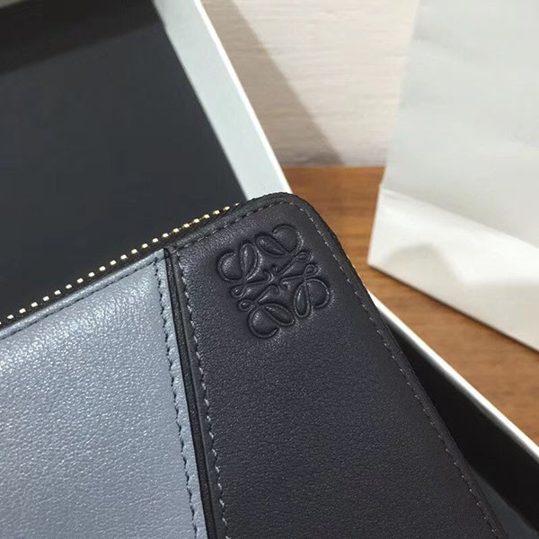ロエベ◇パズル◇ラウンドジップ二つ折り財布 偽物 lon58093