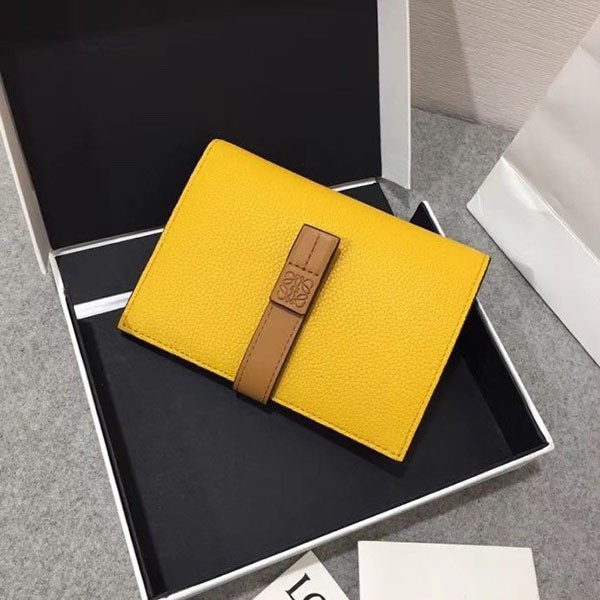 【ロエベ】バーティカル ウォレット ミディアム 偽物 lob69818