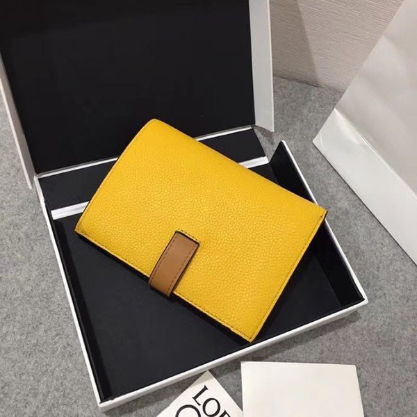 【ロエベ】バーティカル ウォレット ミディアム 偽物 lob69818
