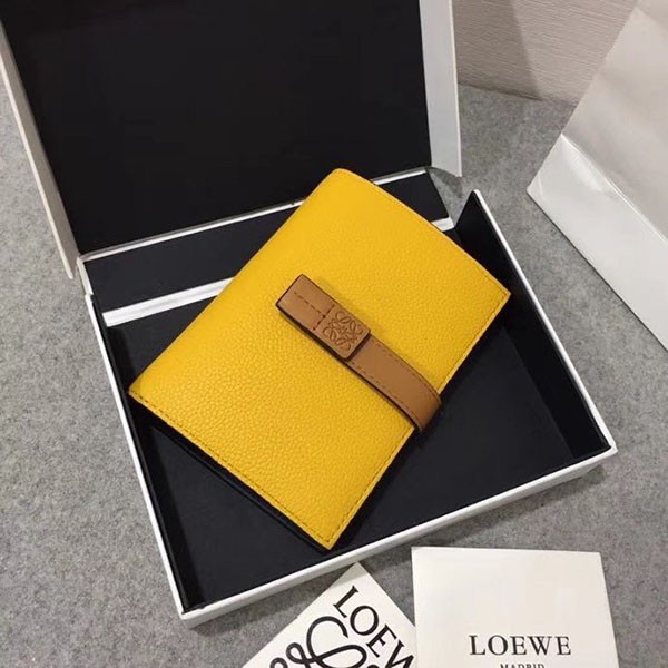 【ロエベ】バーティカル ウォレット ミディアム 偽物 lob69818