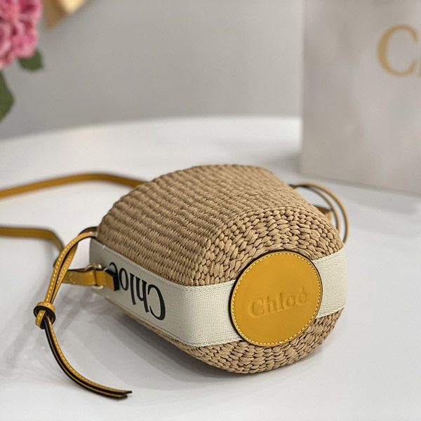 クロエ “woody”コピー スモールバスケット cho28207