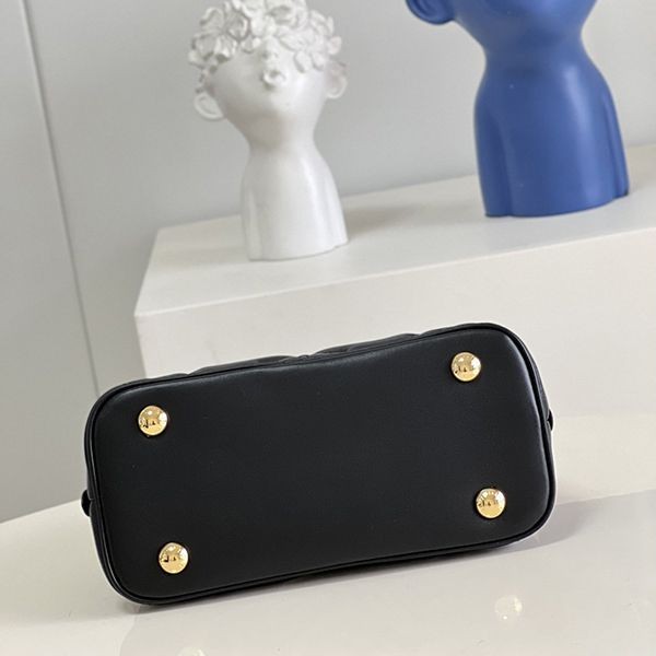 ヴィトン☆ アルマ BB 偽物 2Wayバッグ プレゼント ショルダーバッグ M59821