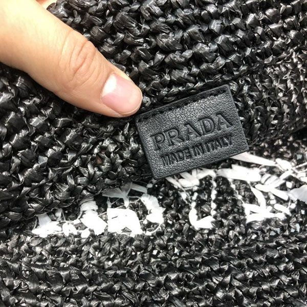 超希少!プラダ かごバッグ 付録 ラフィアトート コピー スモールサイズ pul62215