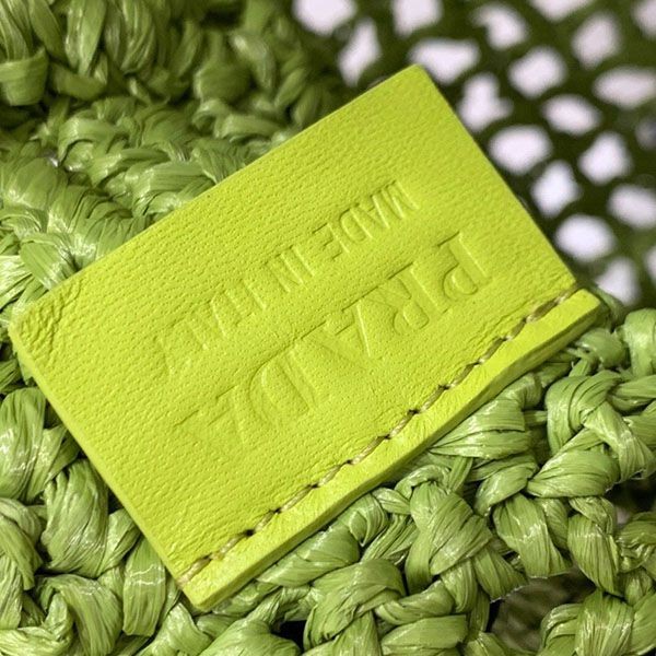 プラダ かごバッグ★ラフィアトートバッグ 偽物 ロゴ刺繍ストロー pun18203