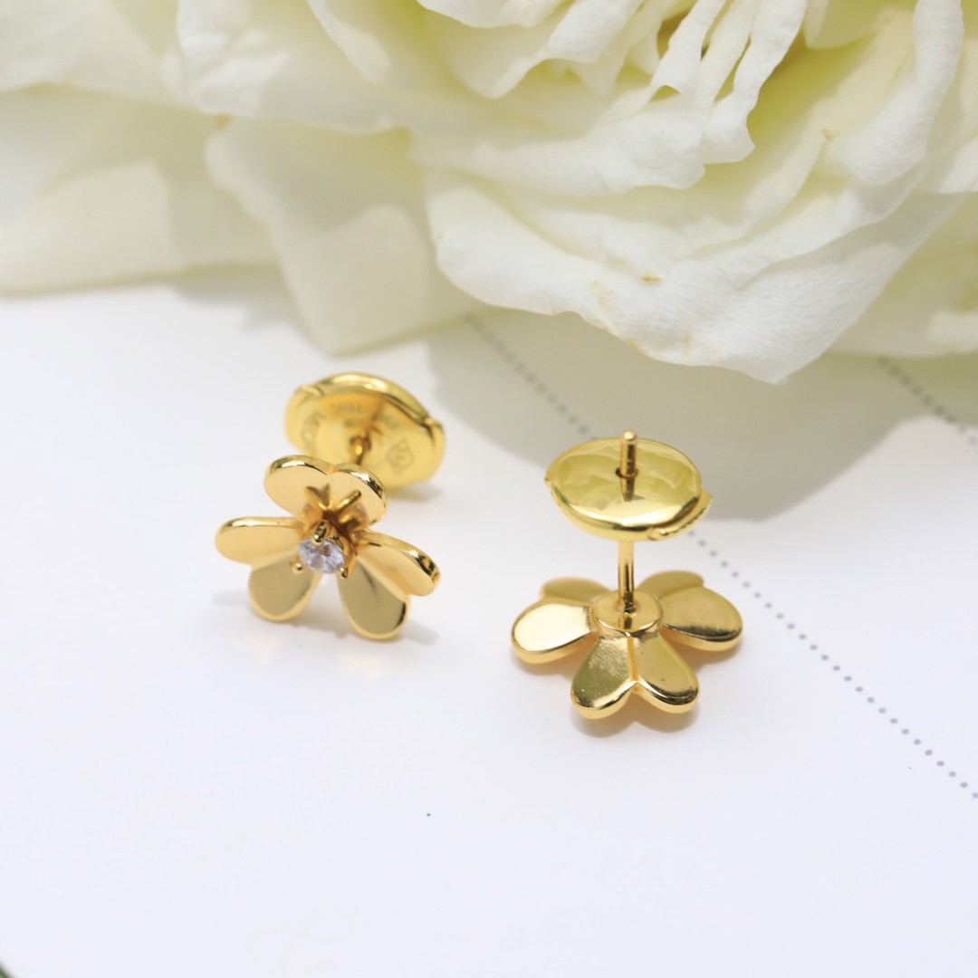 ヴァンクリーフ アーペル ラージフリヴォル ダイヤイヤリング/ピアス