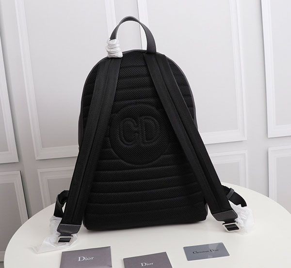 ディオール TRAVEL バックパック偽物 deq83667