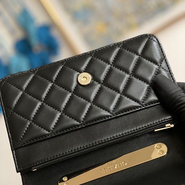 超希少!シャネル ミニサイズ 19cm ハンドバッグ 偽物 shb29473