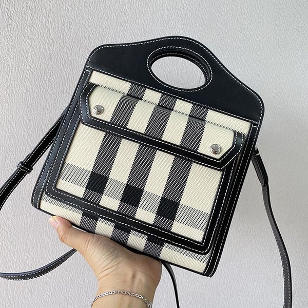 バーバリー ポケットバッグ 偽物 ミニ ツートン キャンバス&レザー