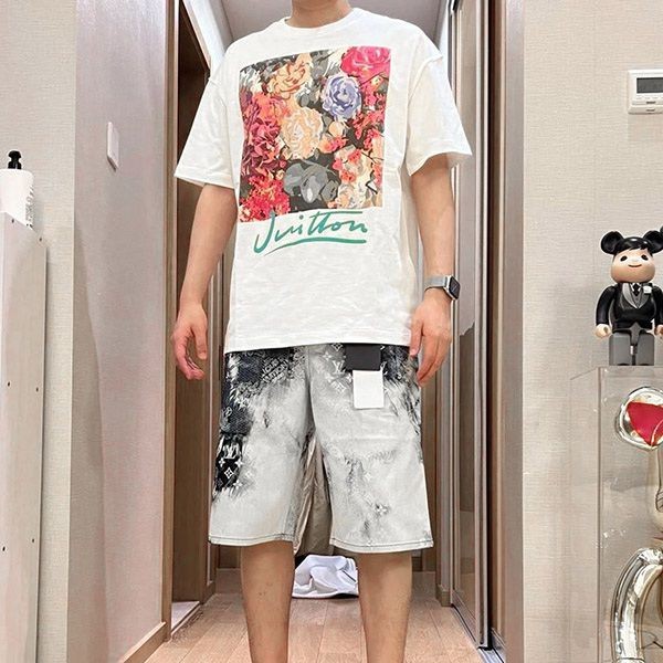 争奪戦ルイヴィトン フラワータペストリー Tシャツ 偽物 1AAGWM