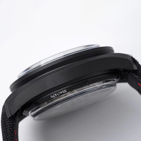 オメガ スピードマスター コピー★ムーンウォッチ ダーク サイド オブ ムーン ブラック ブラック 44.2mm 311.92.44.51.01.005