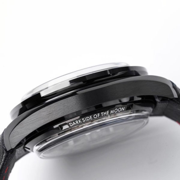 オメガ スピードマスター 偽物★ムーンウォッチ ダーク サイド オブ ムーン ピッチ ブラック 44.2mm 311.92.44.51.01.004