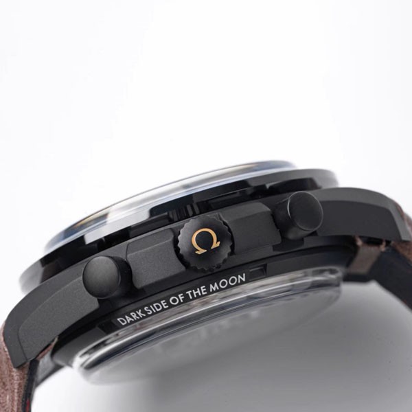 セール ♪オメガ 偽物 スピードマスター ムーンウォッチ ダーク サイド オブ ムーン ヴィンテージ ブラック 44.2mm 311.92.44.51.01.006