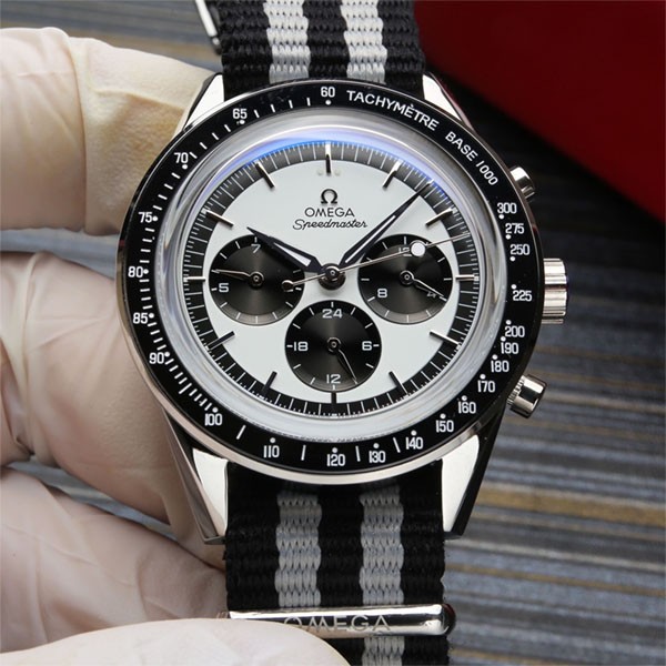 オメガ スピードマスター コピー ムーンウォッチ CK2998 リミテッド 42mm 2色 311.32.40.30.02.001