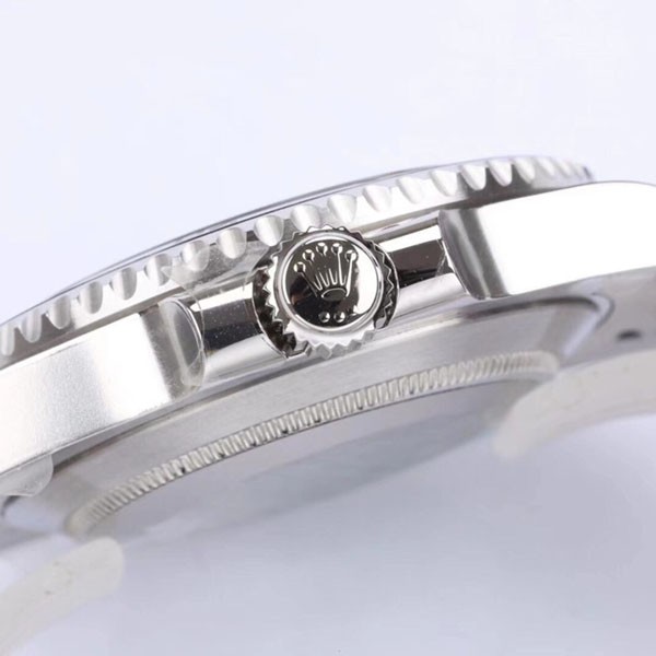 ロレックス サブマリーナ コピー ノンデイト 124060 ブラック 41mm 自動巻き