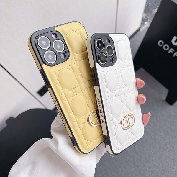 ディオール iCARO チャームブレスレット付phone13proケース deq32456