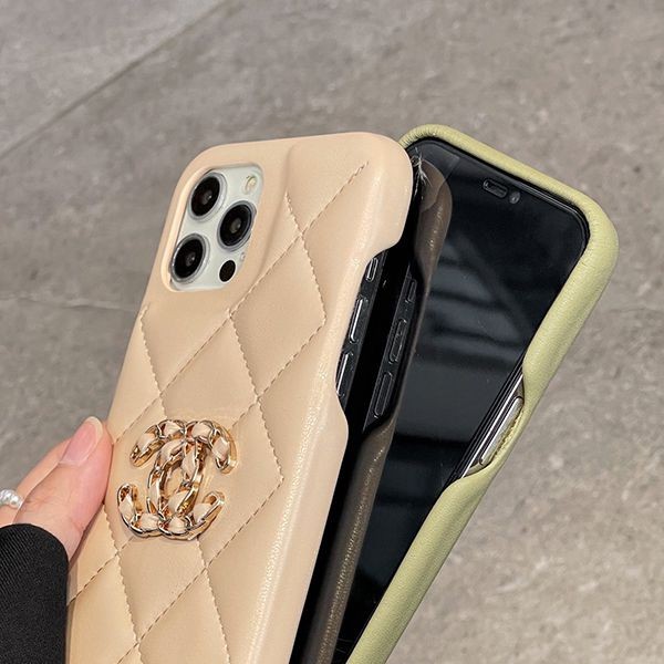 セール ♪シャネル iPhone 13/13 Pro クラシック ケース コピー shr27567