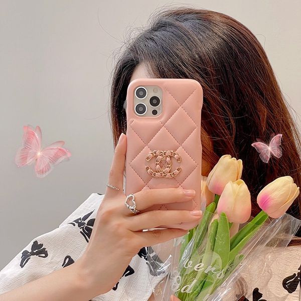 セール ♪シャネル iPhone 13/13 Pro クラシック ケース コピー shr27567