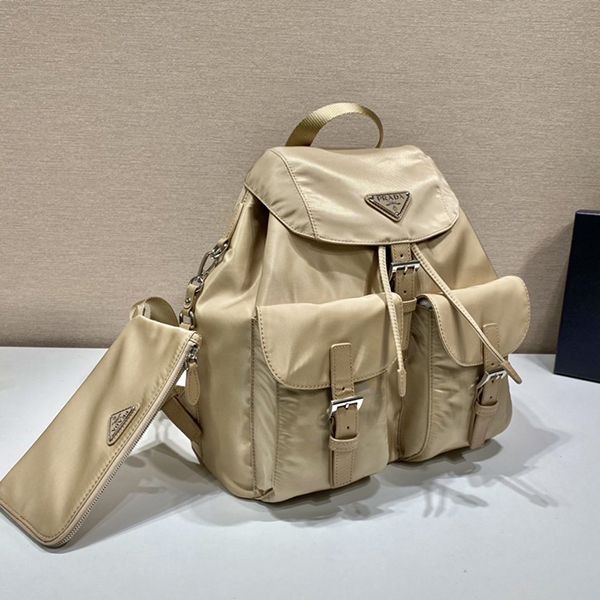 プラダ Re-Nylon ミディアム バックパック 偽物 1BZ811RV44F0F24