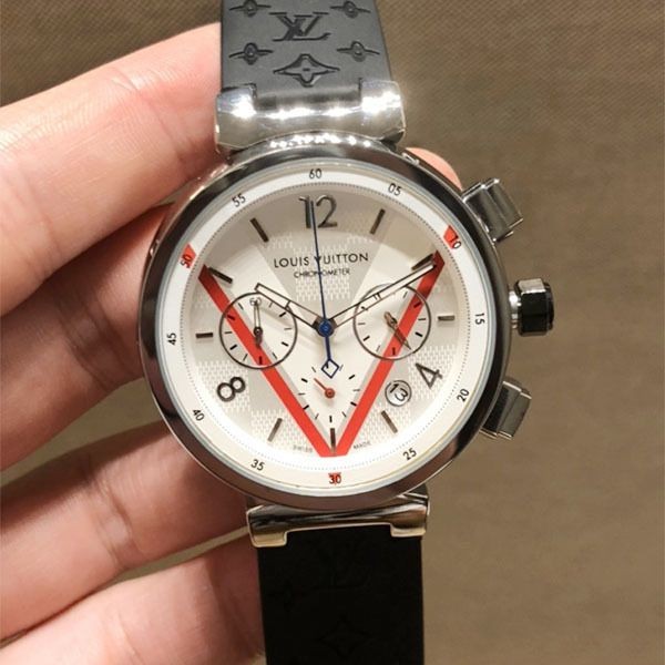 ルイヴィトン タンブール コピー クロノグラフ 42mm 入手困難品! vuq11111