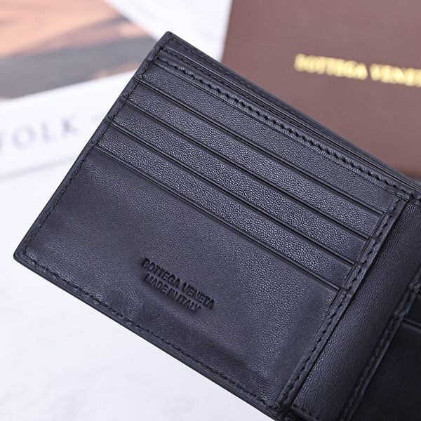 ★日本!!人気!ボッテガ ヴェネタ 偽物 折りたたみ財布 1001-1Bお洒落に♪ boh45015