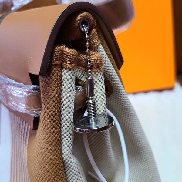 大人気!エルメス エールバッグ Herbag Zip 31 PMサイズトートバッグ erv20228