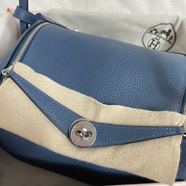 エルメス コピー リンディ 26cm トリヨンクレマンス 2色金具 ery82588