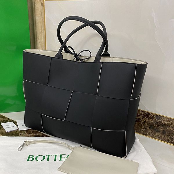 超希少!ボッテガ ヴェネタ 偽物 アルコトート ミディアム イントレチャート boh17878