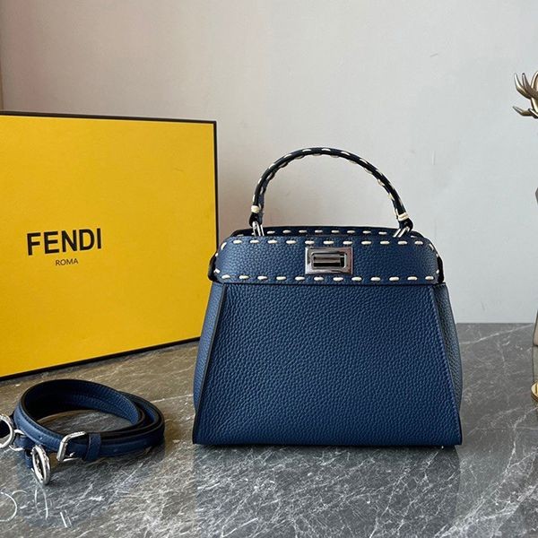 超希少!フェンディ コピー ショルダーバッグ 【人気商品】 feg51801