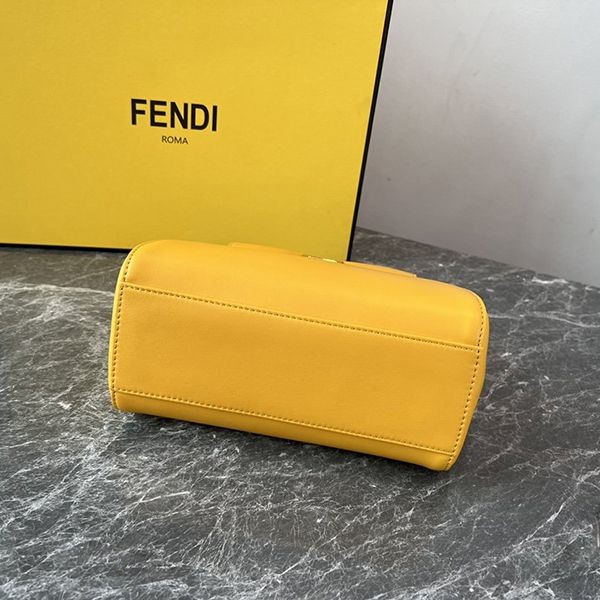 希少色 フェンディ コピー ショルダーバッグ fed59563