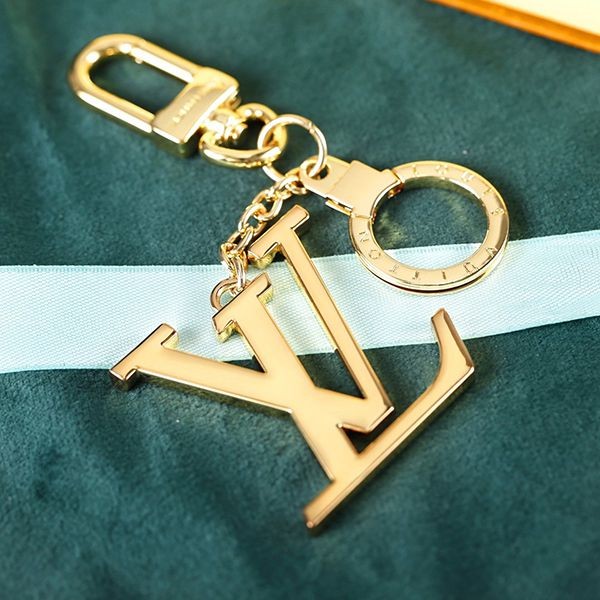 ルイヴィトン ポルト クレ LV ファセット 偽物 vul32903