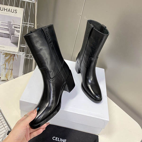 激安価格!セリーヌ コピー ロゴエンボ コンデ ミドルブーツ Cen46472