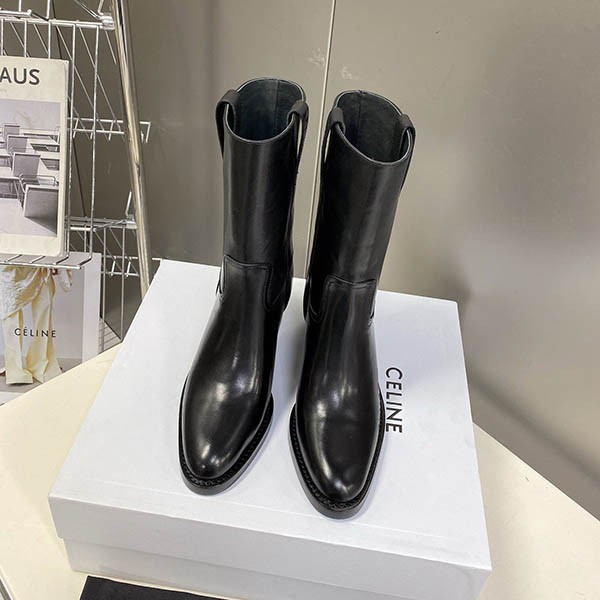 激安価格!セリーヌ コピー ロゴエンボ コンデ ミドルブーツ Cen46472