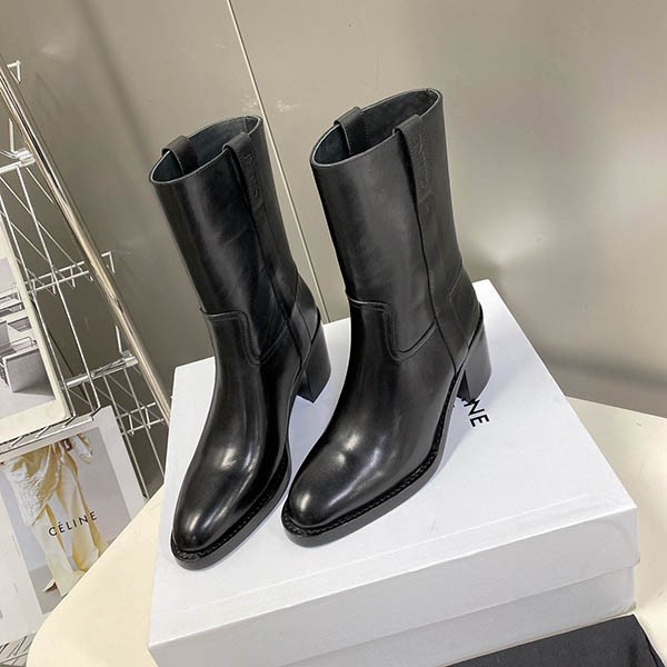 激安価格!セリーヌ コピー ロゴエンボ コンデ ミドルブーツ Cen46472