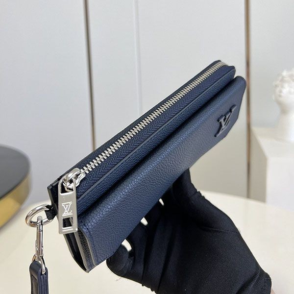 超希少!ルイヴィトン ジッピー ウォレット 偽物 M69831