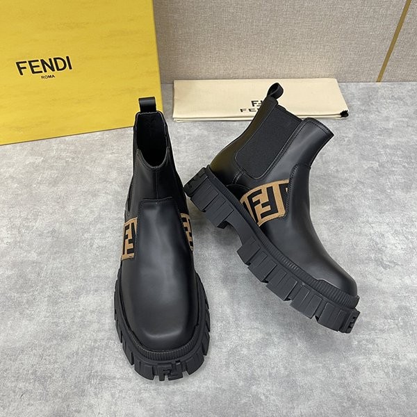 注目度抜群!フェンディ レザーブーツ 偽物 高品質 fei17639