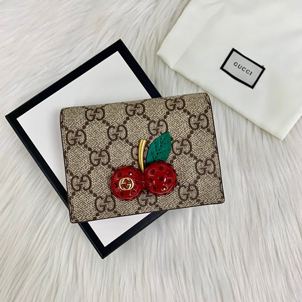 大人気!グッチ さくらんぼ 財布 コピー★かわいいチェリー GGスプリーム キャンバス カードケース(コイン&紙幣入れ付き) gus37265
