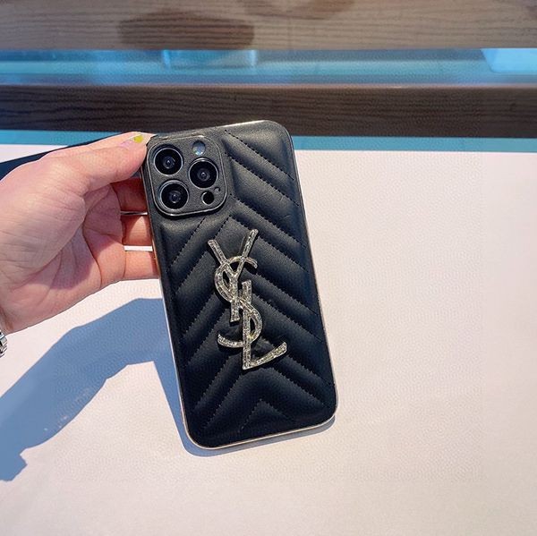 サンローラン iphone13/14Proケース 偽物 Sad34220