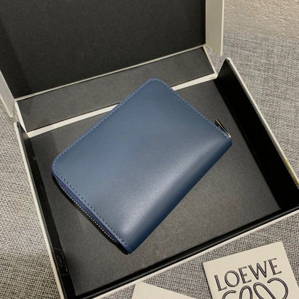 ロエベ 財布 偽物 ブランド カード ジップ ウォレット lop55957