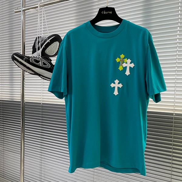 クロムハーツ セメタリークロス コピー♪ロゴTシャツ Kur64131