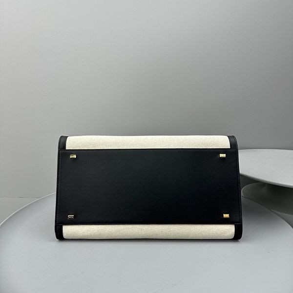 ザロウ マルゴー コピー Margaux 15 キャンバス