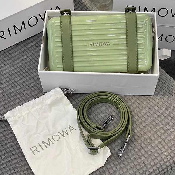 超希少!リモワ★アルミニウム製クロスボディバッグ 偽物 rir76799