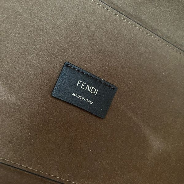 激安価格!フェンディ サンシャイン ミディアム レザー 偽物ショッパーバッグ fey17911