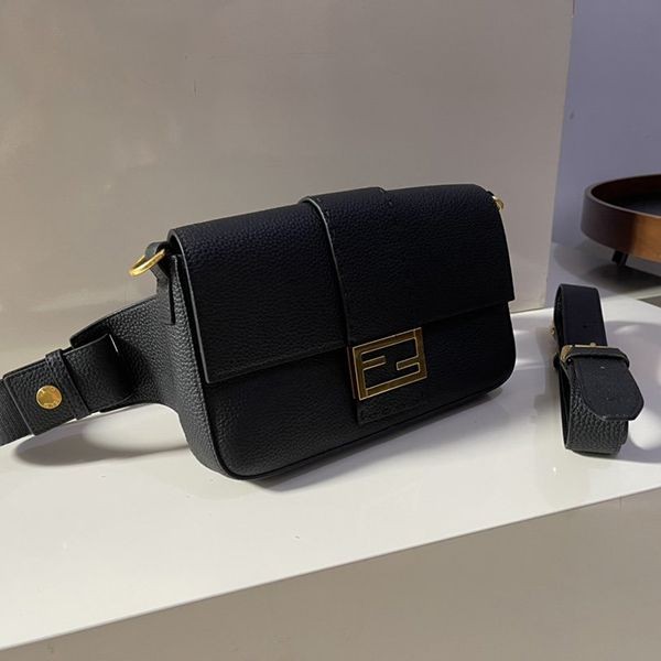 激安価格!フェンディ マイクロ フラット バゲット レザー バッグ 偽物 fed13953