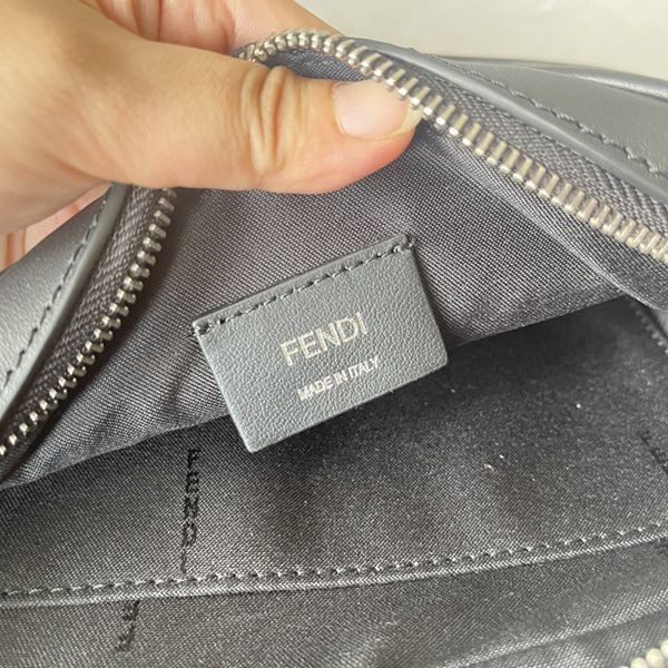 フェンディ ROMA FFファブリック カメラケース コピー feg56072