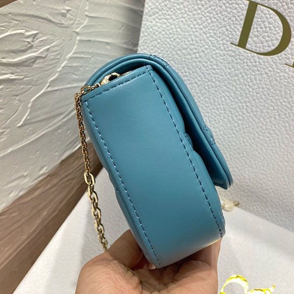 大人気!ディオール フォンポーチ 偽物 LADY ディオール ラムスキン der85369