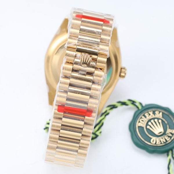 ロレックス 時計 スーパーコピー デイデイト ホワイト 36mm ros09982