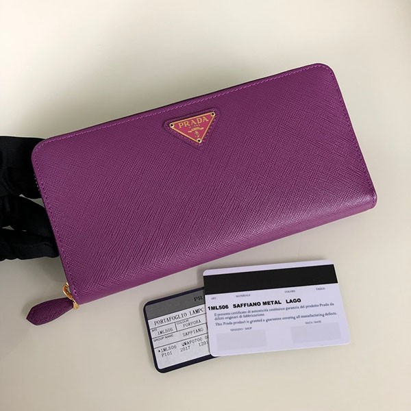 プラダ サフィアーノレザー ジップアラウンド長財布 puj06536